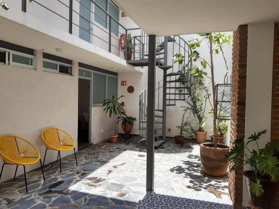 Estudio #5 Casa Fatima, 8 Min Del Centro 1 Persona グアダラハラ エクステリア 写真