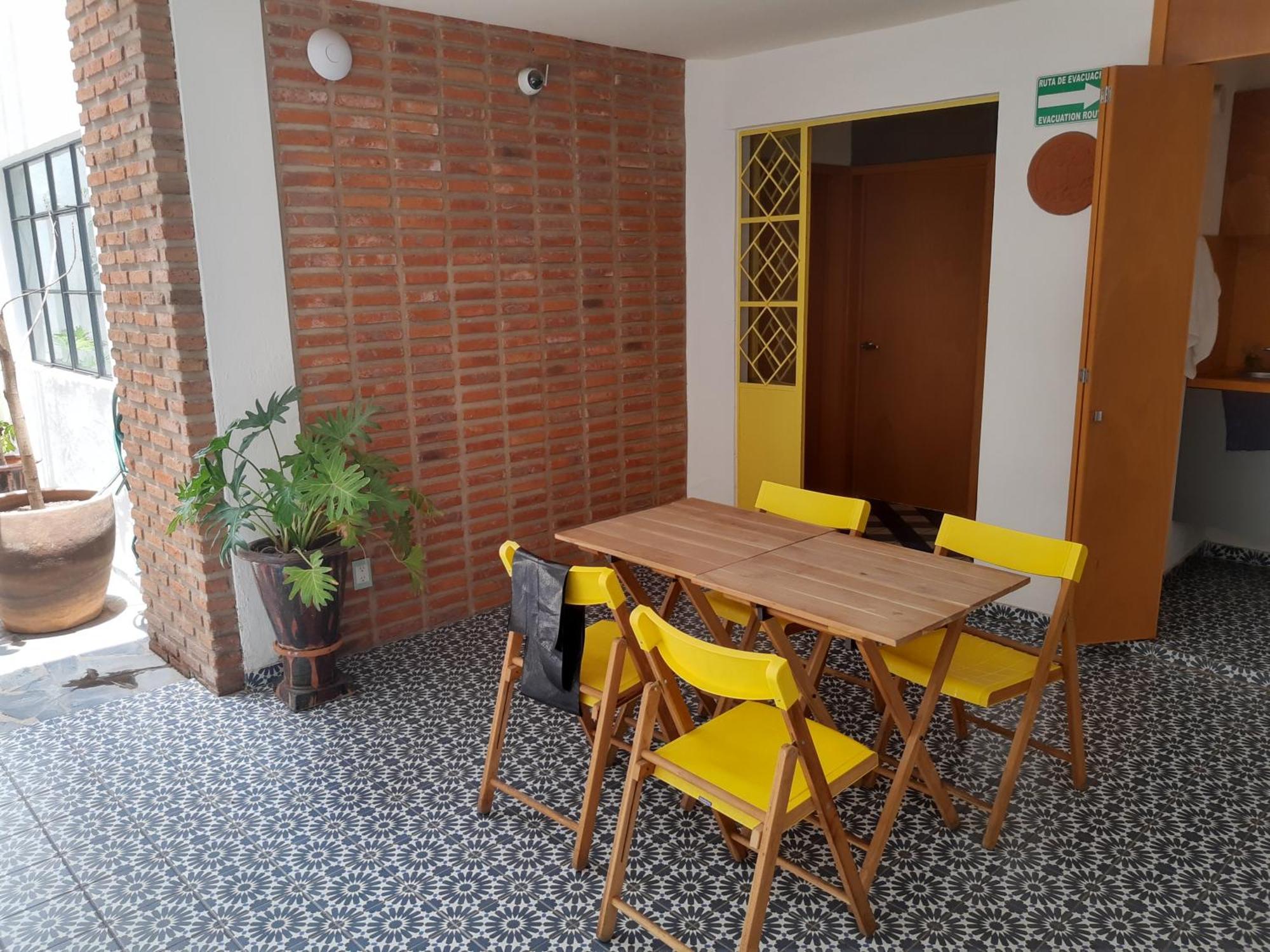 Estudio #5 Casa Fatima, 8 Min Del Centro 1 Persona グアダラハラ エクステリア 写真